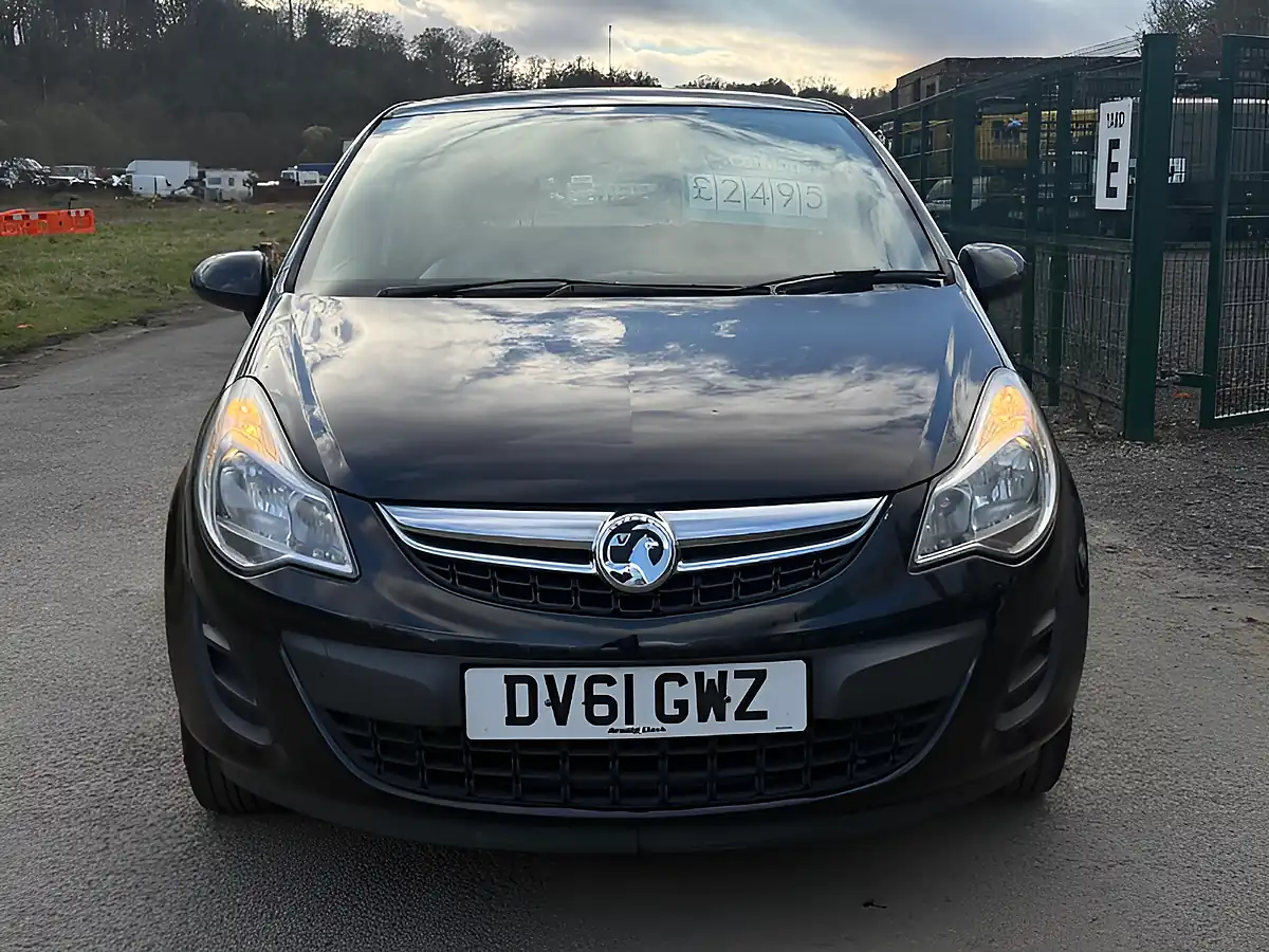 Used 2011 Vauxhall Corsa S Black - Interior and Exterior details 6