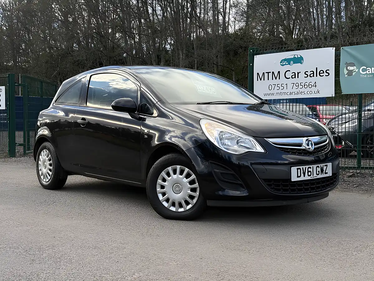 Used 2011 Vauxhall Corsa S Black - Front View