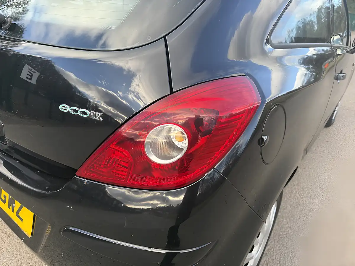 Used 2011 Vauxhall Corsa S Black - Interior and Exterior details 13