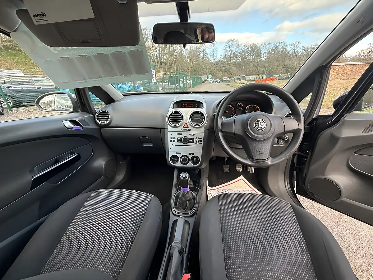 Used 2011 Vauxhall Corsa S Black - Interior and Exterior details 14