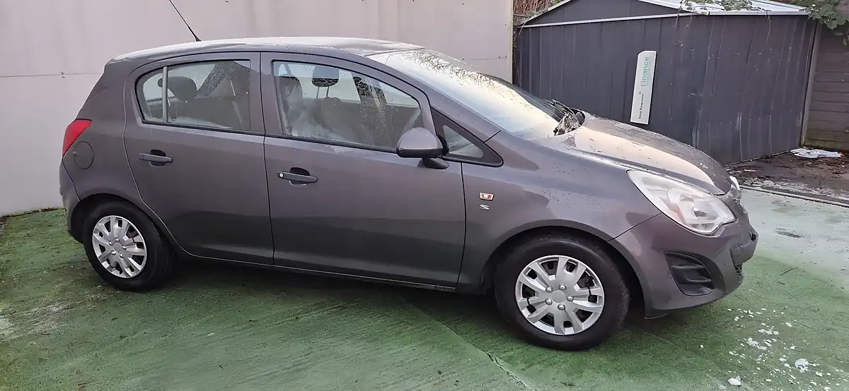Used 2011 Vauxhall Corsa S Grey - Interior and Exterior details 4