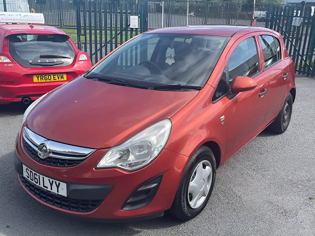 Used 2011 Vauxhall Corsa S Orange - Interior and Exterior details 3