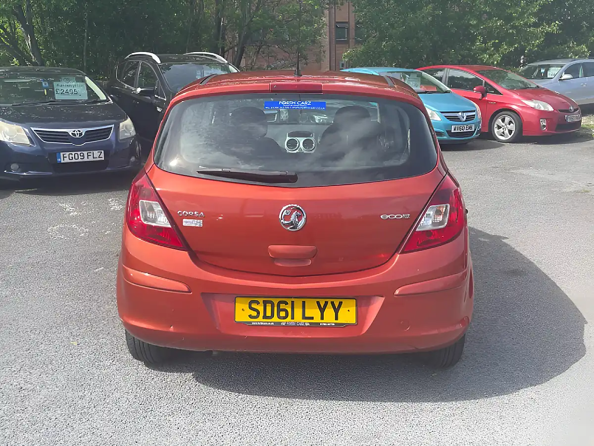 Used 2011 Vauxhall Corsa S Orange - Interior and Exterior details 4