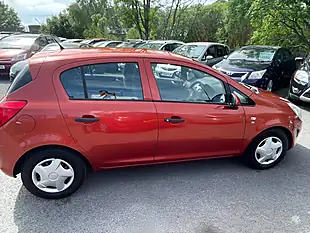 Used 2011 Vauxhall Corsa S Orange - Interior and Exterior details 8
