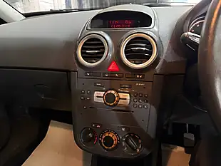 Used 2011 Vauxhall Corsa Se Black - Interior and Exterior details 15
