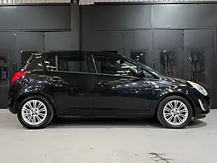 Used 2011 Vauxhall Corsa Se Black - Interior and Exterior details 4