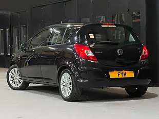 Used 2011 Vauxhall Corsa Se Black - Interior and Exterior details 5