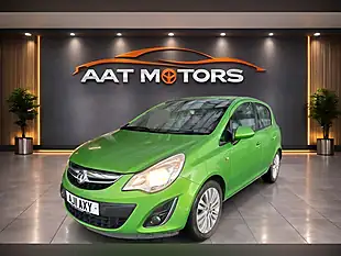 Used 2011 Vauxhall Corsa Se Green - Interior and Exterior details 3