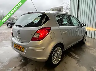 Used 2011 Vauxhall Corsa Se Silver - Interior and Exterior details 3