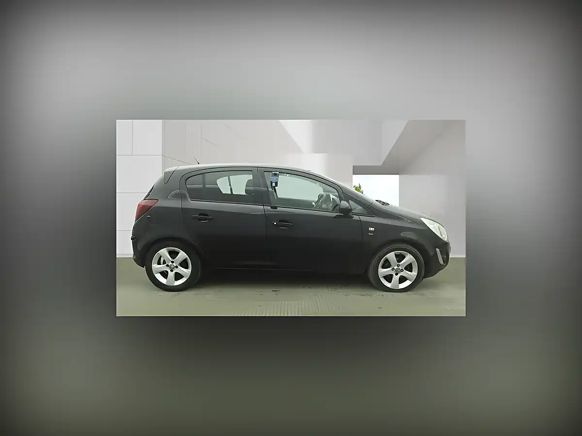 Used 2011 Vauxhall Corsa Sxi Black - Interior and Exterior details 7