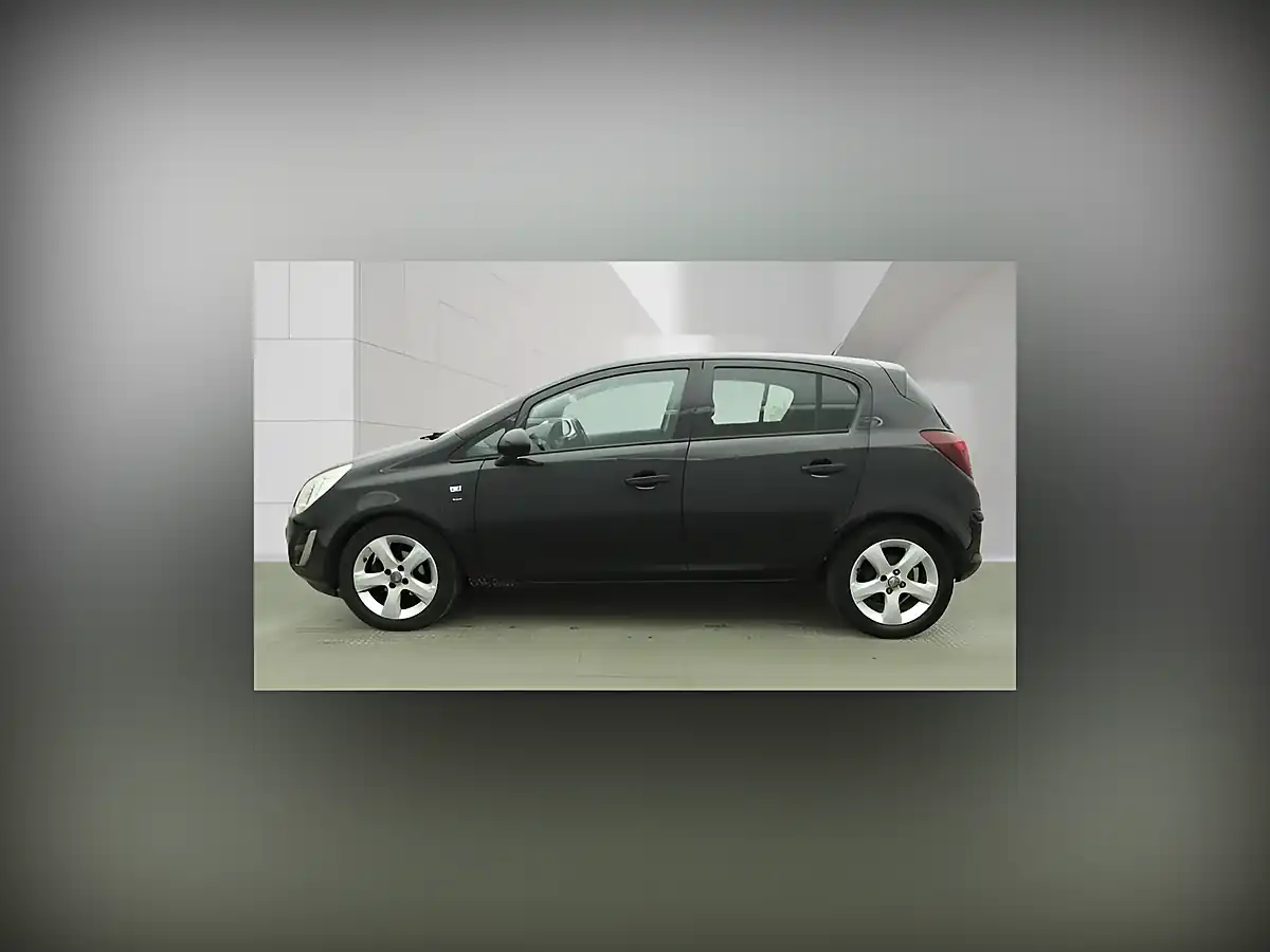 Used 2011 Vauxhall Corsa Sxi Black - Interior and Exterior details 8
