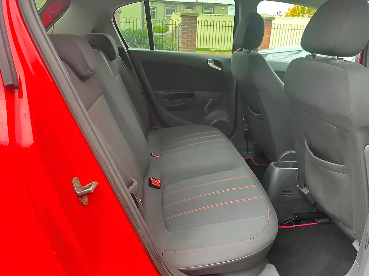 Used 2011 Vauxhall Corsa Sxi Red - Interior and Exterior details 12