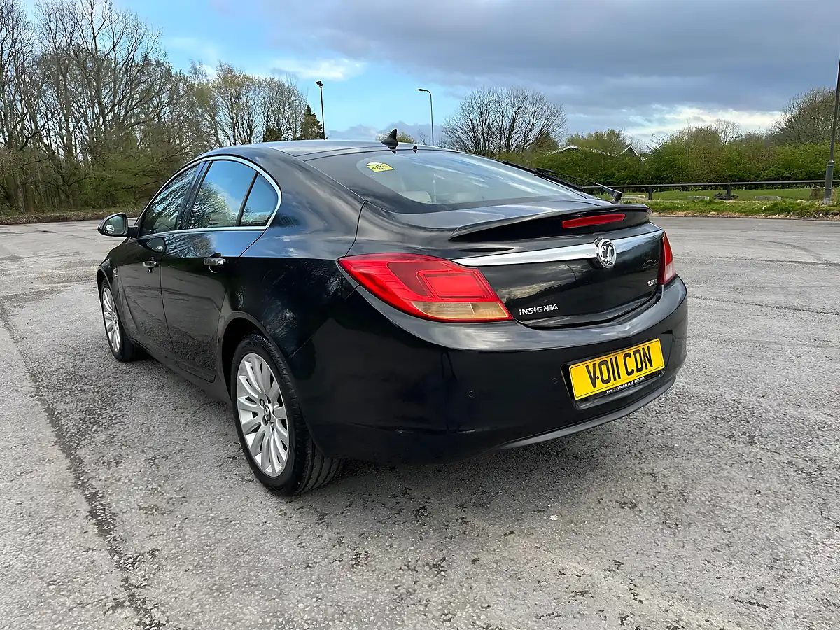 Used 2011 Vauxhall Insignia Elite Nav Black - Interior and Exterior details 6