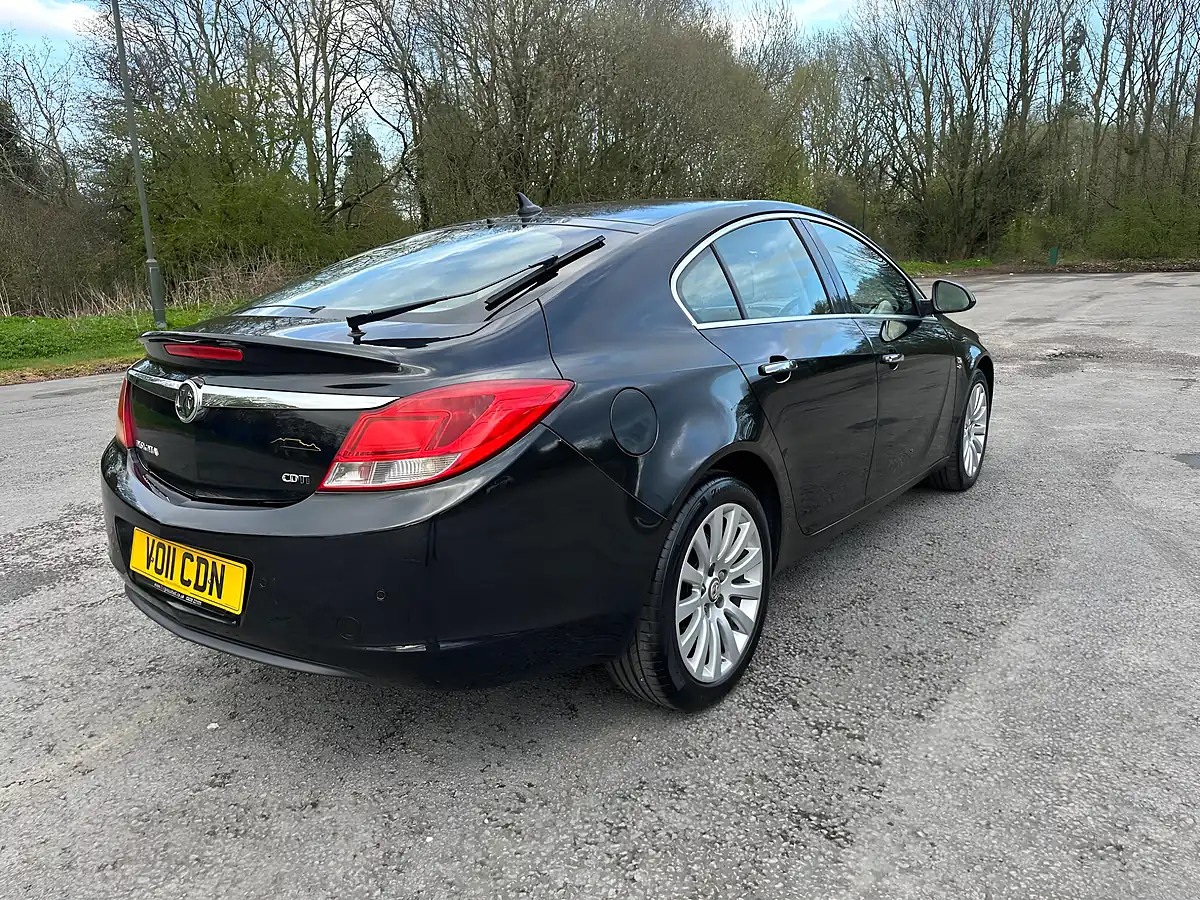 Used 2011 Vauxhall Insignia Elite Nav Black - Interior and Exterior details 8