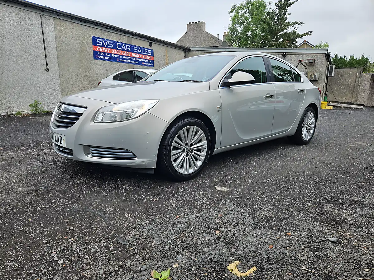 Used 2011 Vauxhall Insignia Se Nav Silver - Interior and Exterior details 11