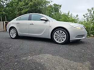 Used 2011 Vauxhall Insignia Se Nav Silver - Interior and Exterior details 5