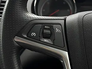 Used 2011 Vauxhall Insignia Sri Nav Grey - Interior and Exterior details 12