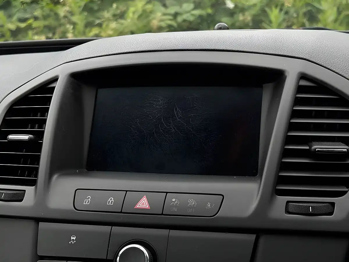 Used 2011 Vauxhall Insignia Sri Nav Grey - Interior and Exterior details 13