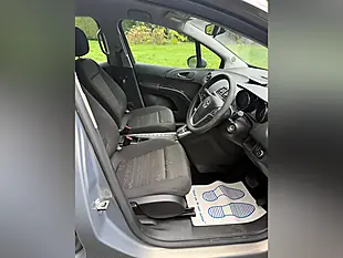 Used 2011 Vauxhall Meriva Exclusiv Brown - Interior and Exterior details 11