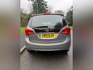 Used 2011 Vauxhall Meriva Exclusiv Brown - Interior and Exterior details 4