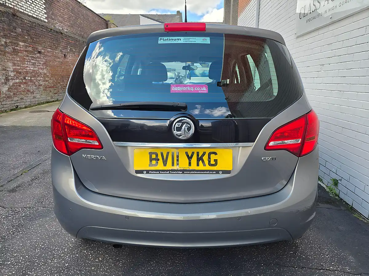 Used 2011 Vauxhall Meriva Exclusiv Brown - Interior and Exterior details 15