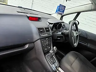 Used 2011 Vauxhall Meriva Exclusiv Brown - Interior and Exterior details 16