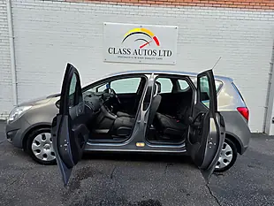 Used 2011 Vauxhall Meriva Exclusiv Brown - Interior and Exterior details 9