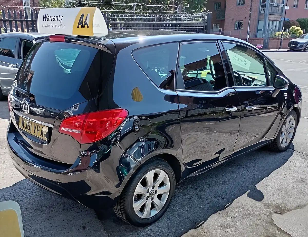 Used 2011 Vauxhall Meriva Se Black - Interior and Exterior details 8