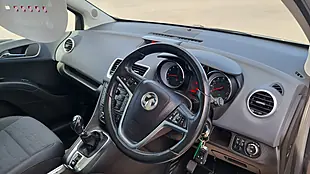 Used 2011 Vauxhall Meriva Se Black - Interior and Exterior details 11