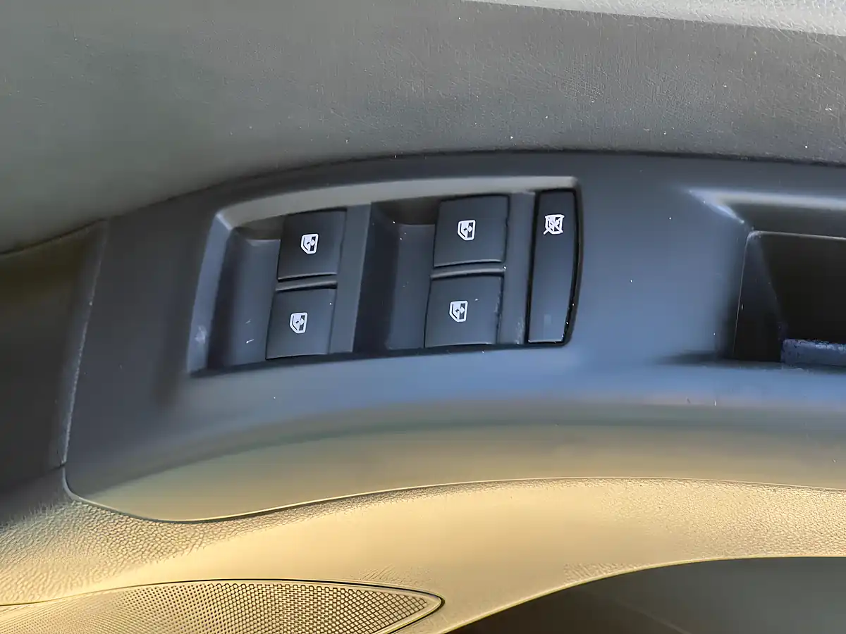 Used 2011 Vauxhall Meriva Se Blue - Interior and Exterior details 14