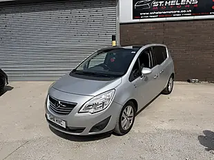 Used 2011 Vauxhall Meriva Se Silver - Interior and Exterior details 4