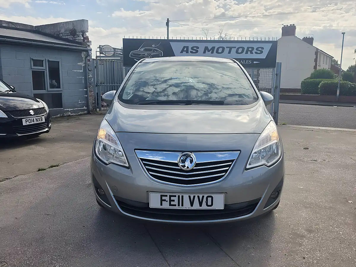 Used 2011 Vauxhall Meriva Se Silver - Interior and Exterior details 2