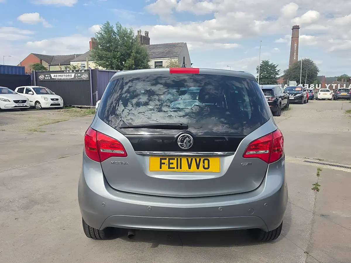 Used 2011 Vauxhall Meriva Se Silver - Interior and Exterior details 6