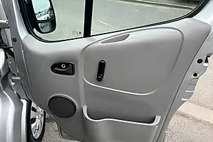 Used 2011 Vauxhall Vivaro L1 Silver - Interior and Exterior details 16