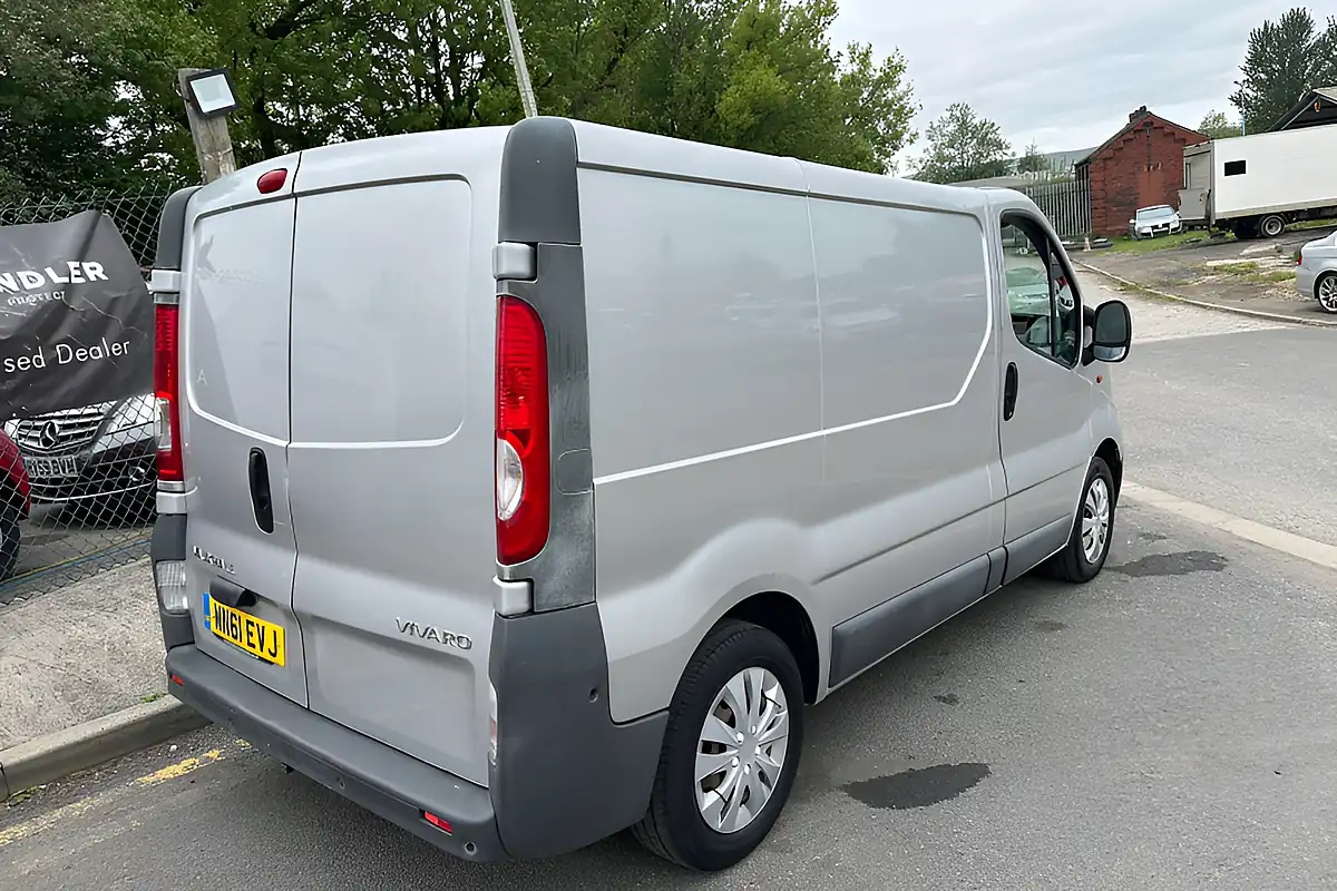 Used 2011 Vauxhall Vivaro L1 Silver - Interior and Exterior details 9