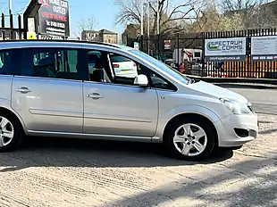 Used 2011 Vauxhall Zafira Exclusiv Silver - Interior and Exterior details 11