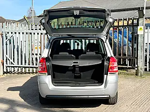 Used 2011 Vauxhall Zafira Exclusiv Silver - Interior and Exterior details 17