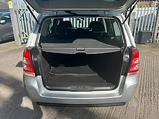 Used 2011 Vauxhall Zafira Exclusiv Silver - Interior and Exterior details 20