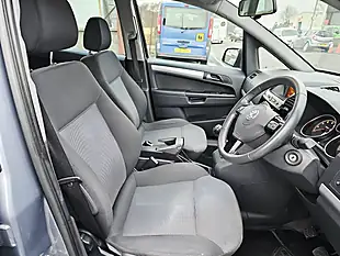 Used 2011 Vauxhall Zafira Exclusive Silver - Interior and Exterior details 10