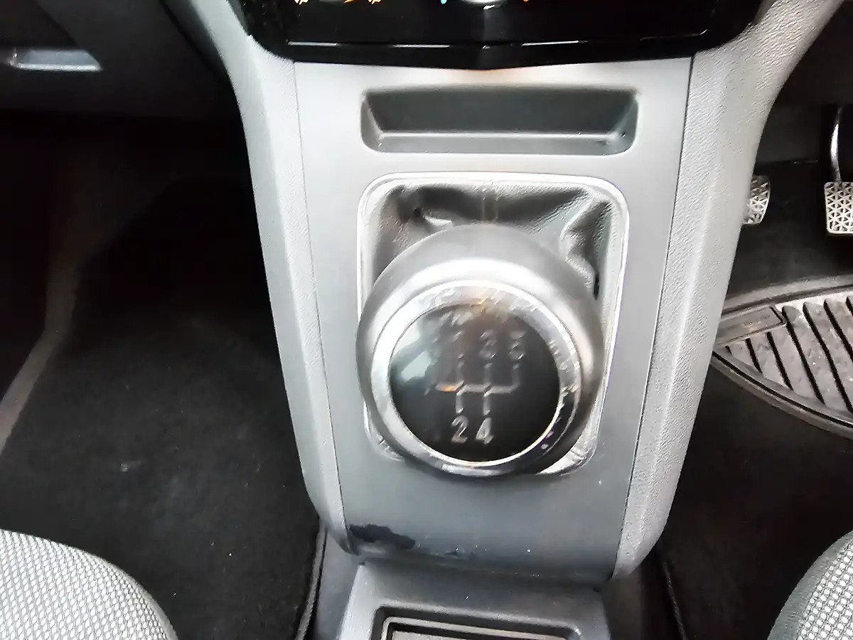 Used 2011 Vauxhall Zafira Exclusive Silver - Interior and Exterior details 11