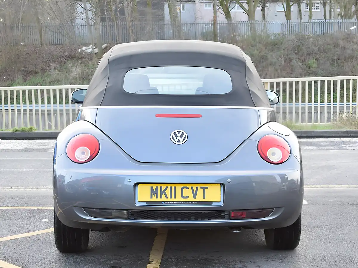 Used 2011 Volkswagen Beetle Sola Cabriolet Grey - Interior and Exterior details 12