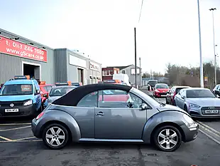Used 2011 Volkswagen Beetle Sola Cabriolet Grey - Interior and Exterior details 17