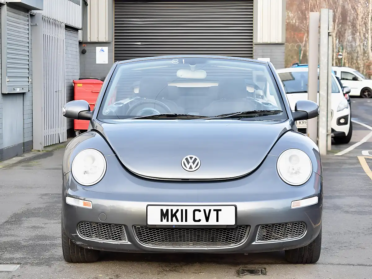 Used 2011 Volkswagen Beetle Sola Cabriolet Grey - Interior and Exterior details 3