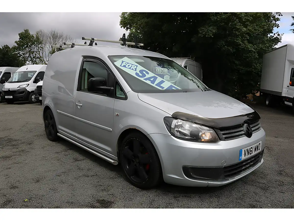 Used 2011 Volkswagen Caddy C20 Plus Silver - Front View
