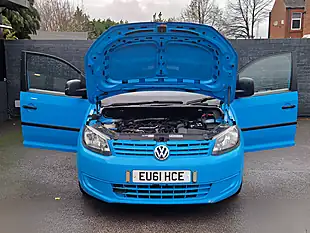 Used 2011 Volkswagen Caddy Maxi C20 Maxi Blue - Interior and Exterior details 10