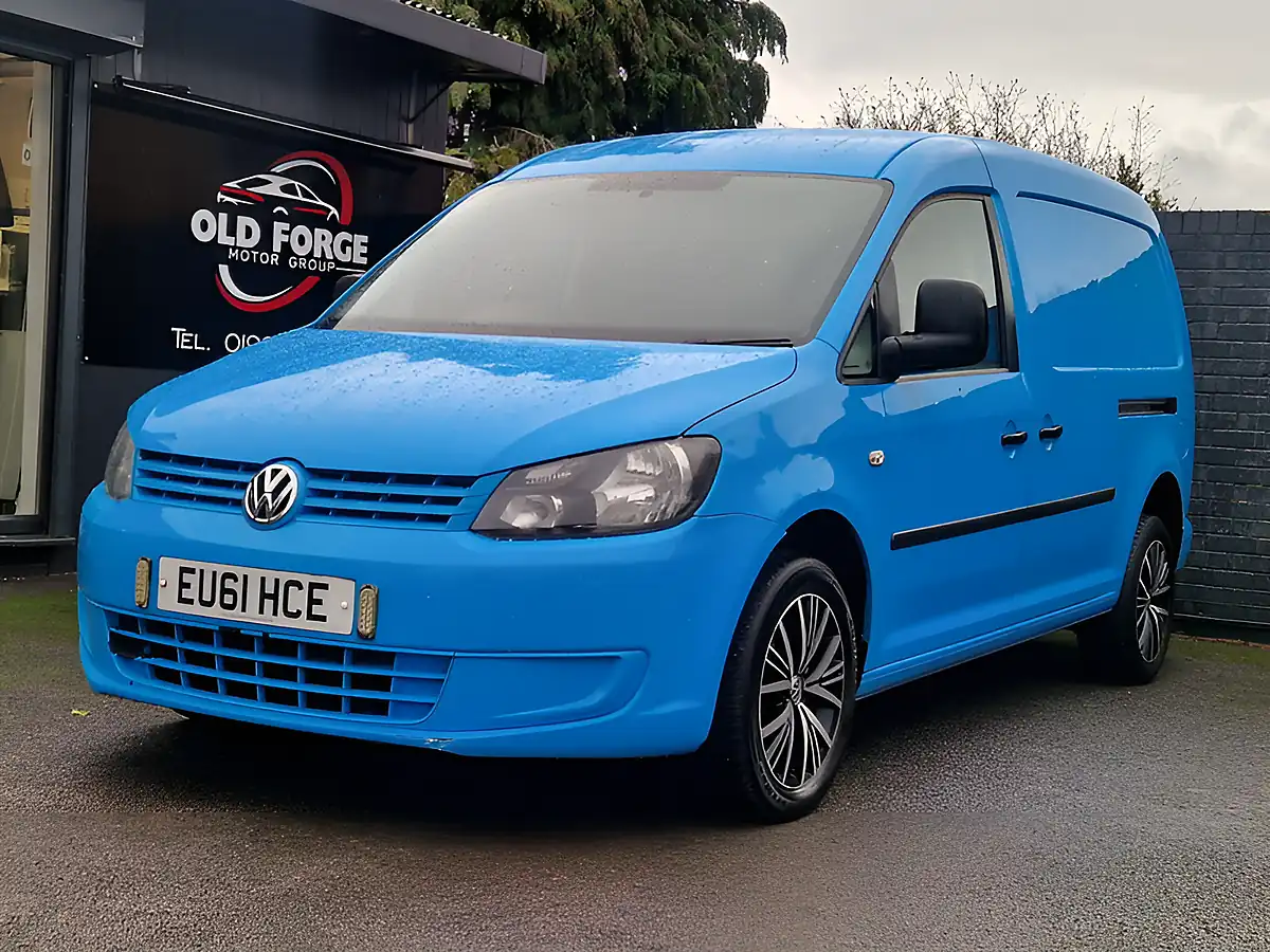 Used 2011 Volkswagen Caddy Maxi C20 Maxi Blue - Interior and Exterior details 12