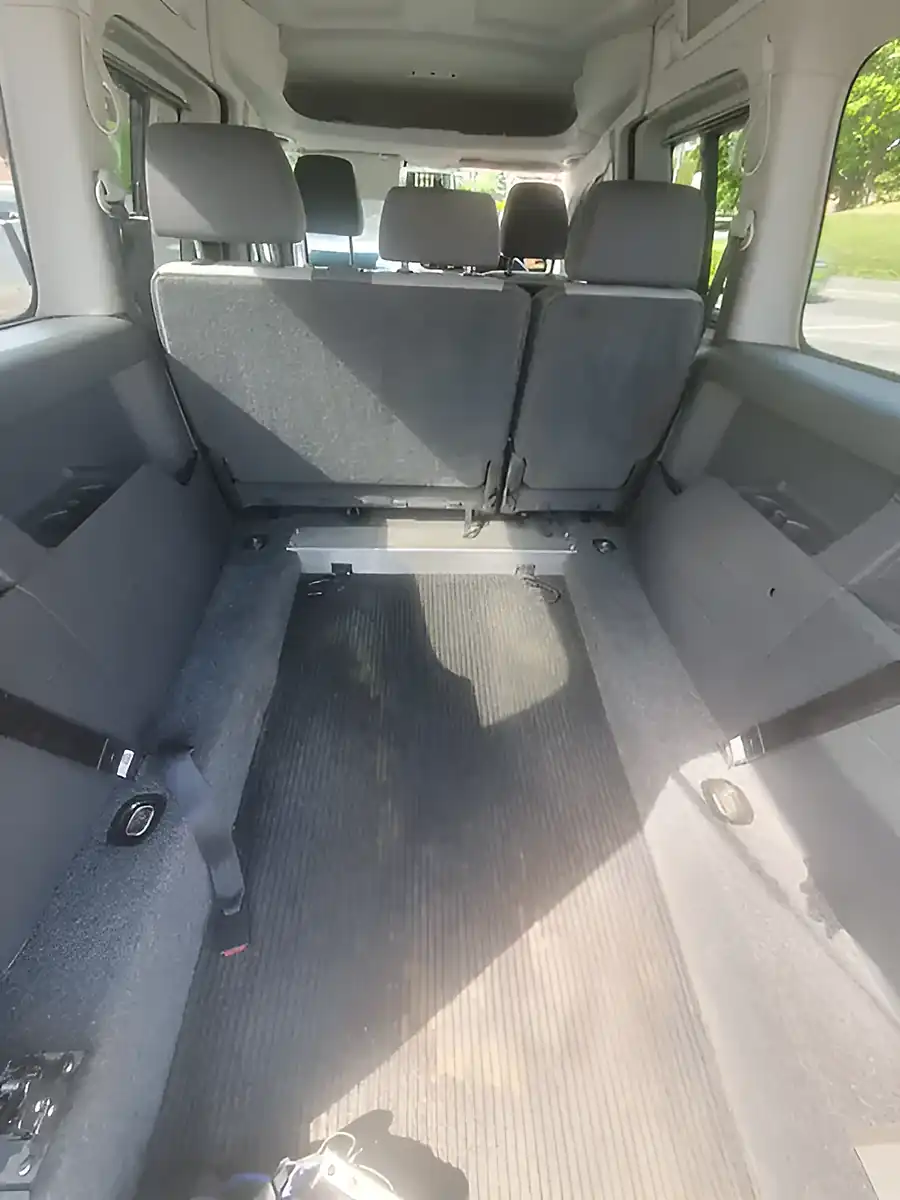Used 2011 Volkswagen Caddy Maxi Wheelchair Van Grey Metallic - Interior and Exterior details 10