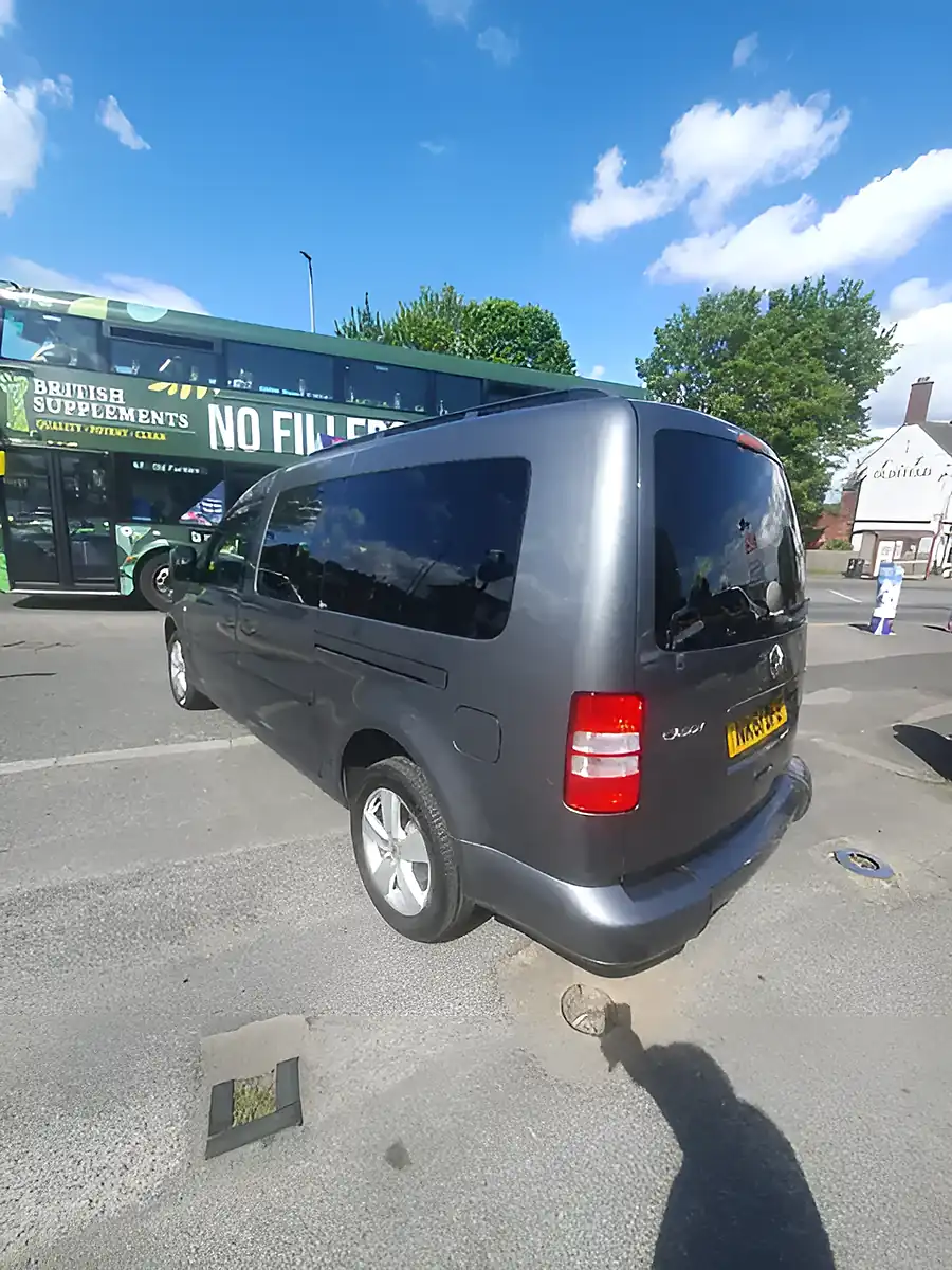 Used 2011 Volkswagen Caddy Maxi Wheelchair Van Grey Metallic - Interior and Exterior details 9