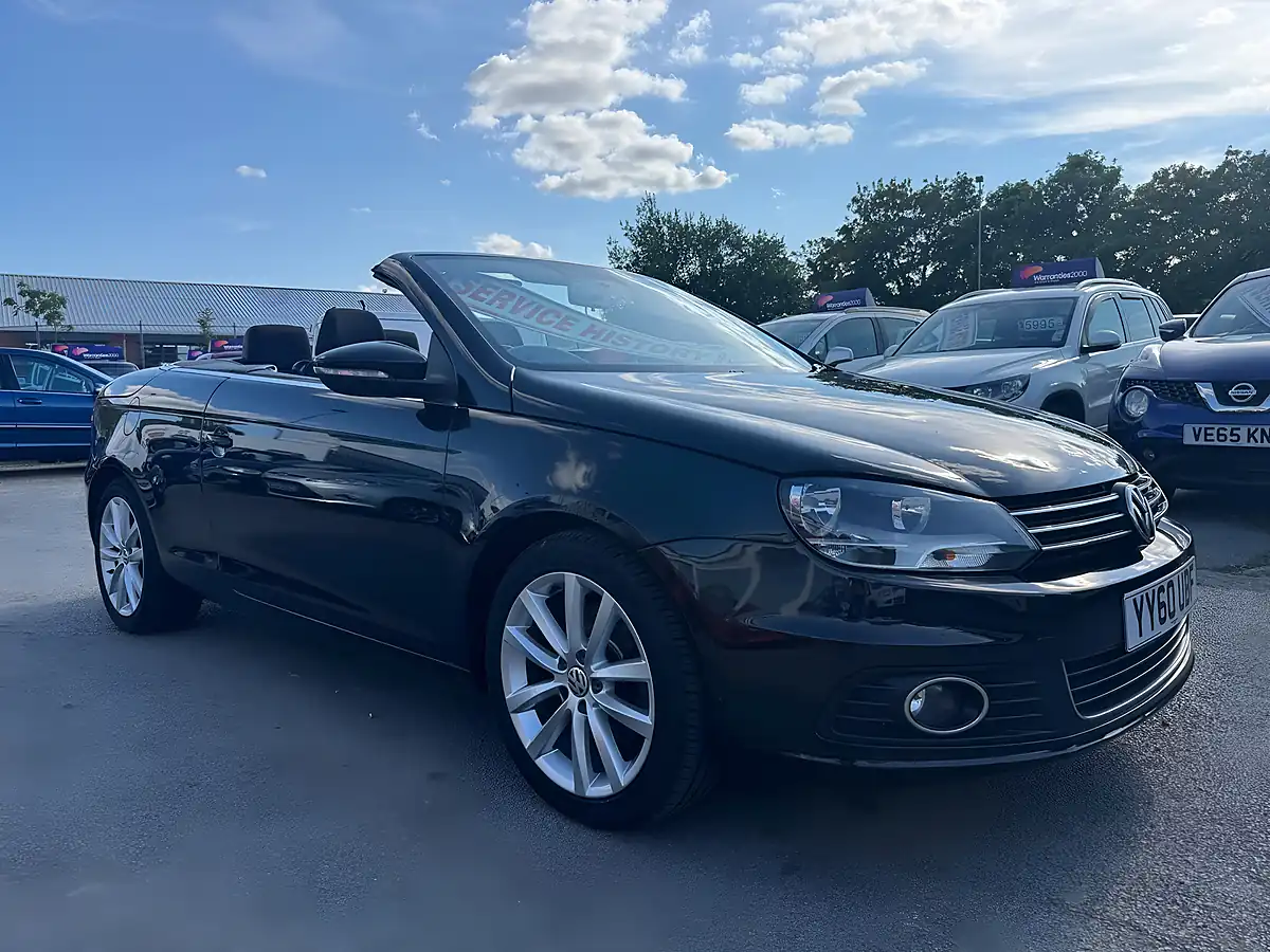Used 2011 Volkswagen Eos Bluemotion Tech Sport Cabriolet Black - Interior and Exterior details 13