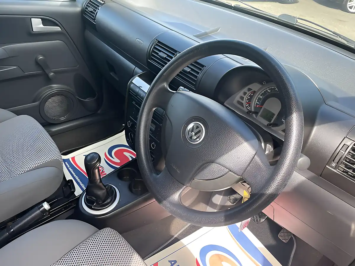 Used 2011 Volkswagen Fox Silver - Interior and Exterior details 12
